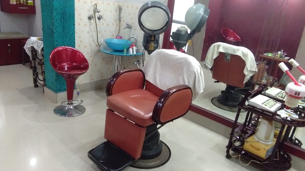 Shreemati Beauty Parlour