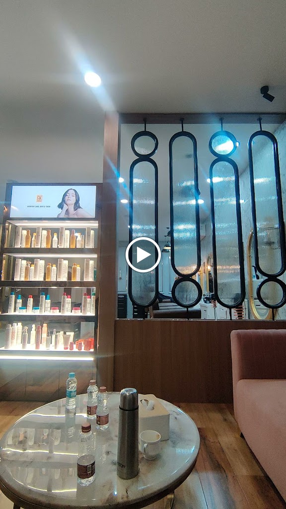 Glam Studios Gomti Nagar Best Unisex Salon Hair Salon Nail Studio Makeup Artist In Gomti Nagar