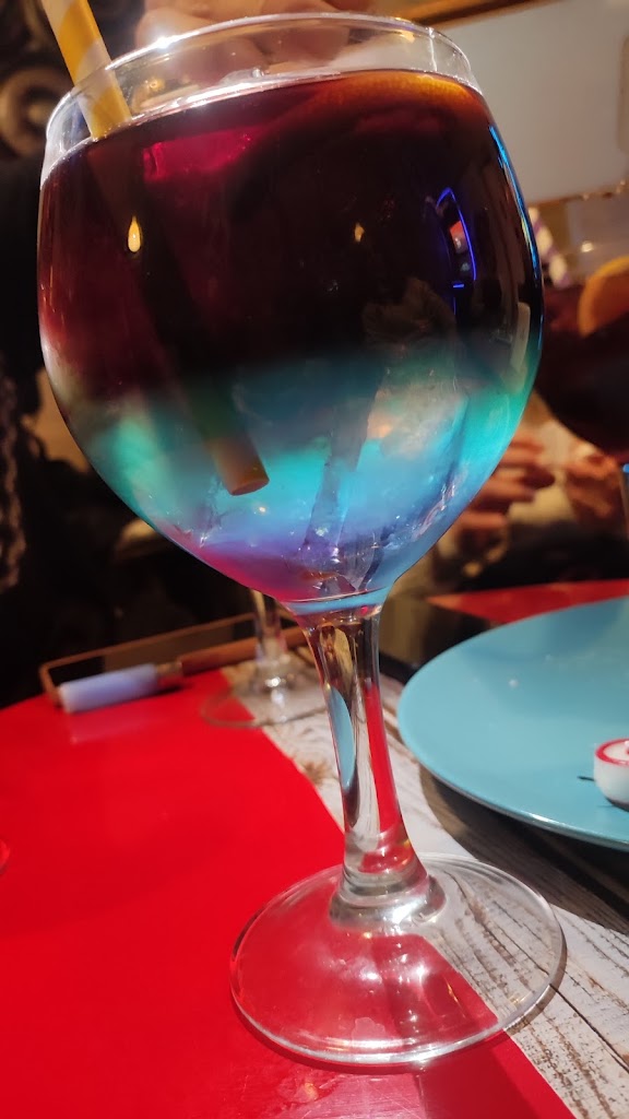 Boca A Boca Bar & Cafeteria — Comida y bebida
