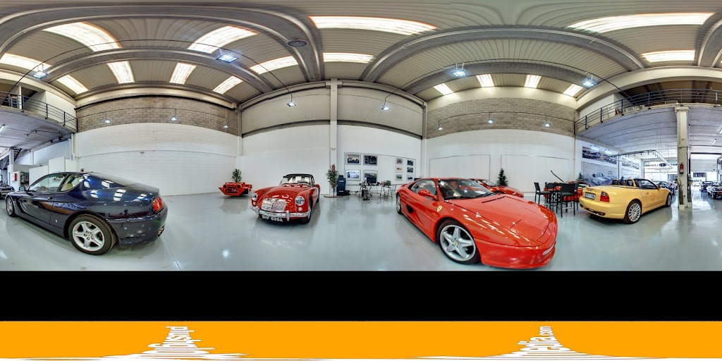 Auto Classics Marbella — Interior