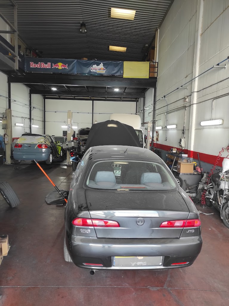 Dreams In Garage — Del propietario