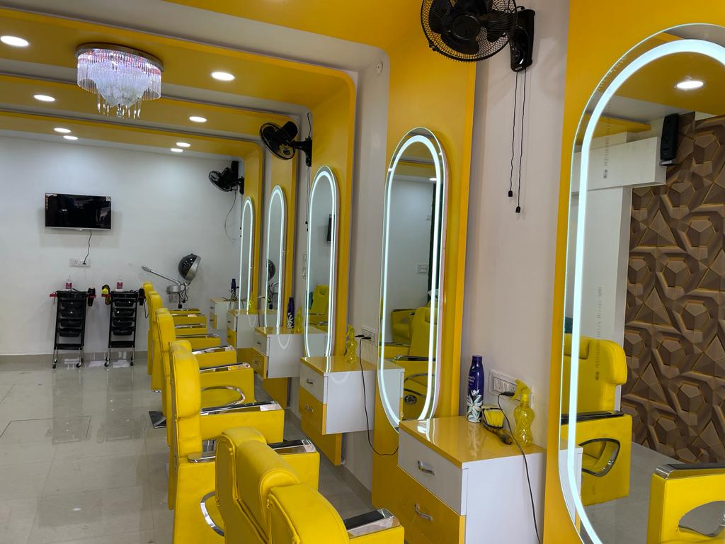 Ayat Salon