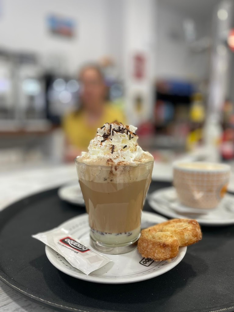 Cafeteria El Nucleo — Cafe