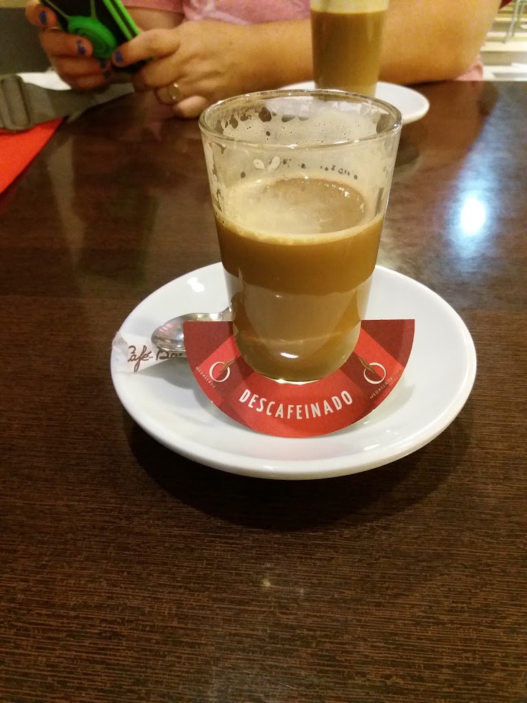 Cafeteria Guinol — Cafe