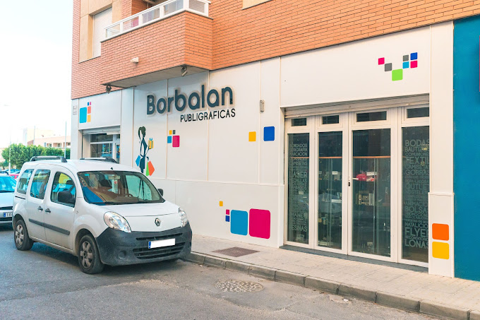 Publigraficas Borbalan: Trofeos, marketing y regalo personalizado en El Ejido