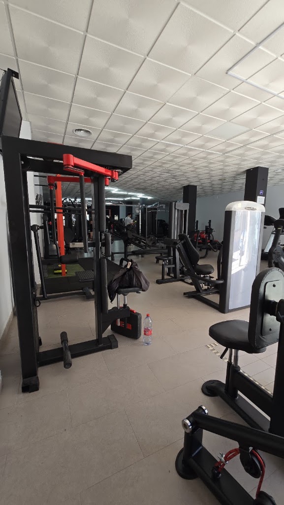 WORLD FITNESS CLUB — Del propietario