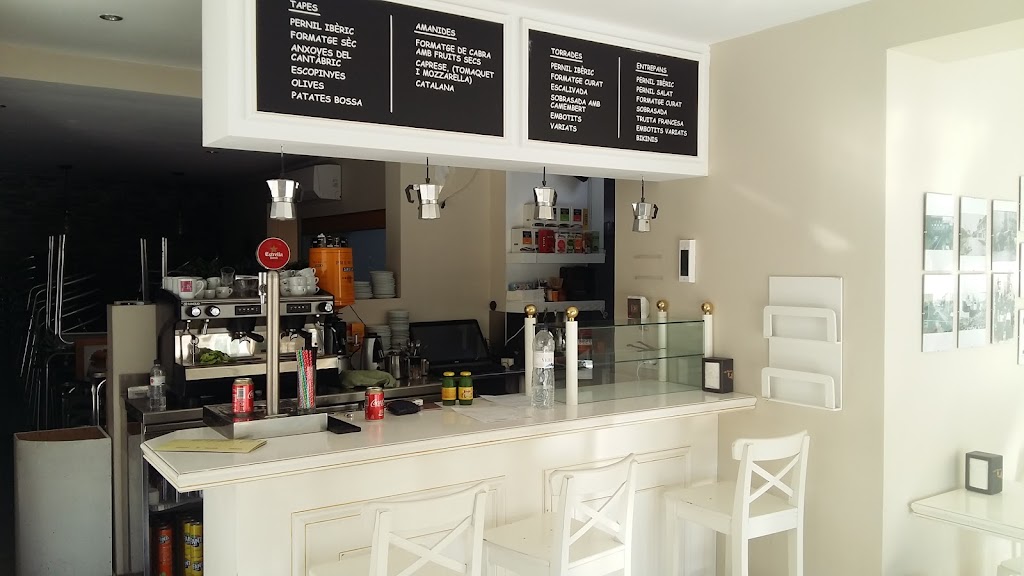 Cafe Mariona — Ambiente