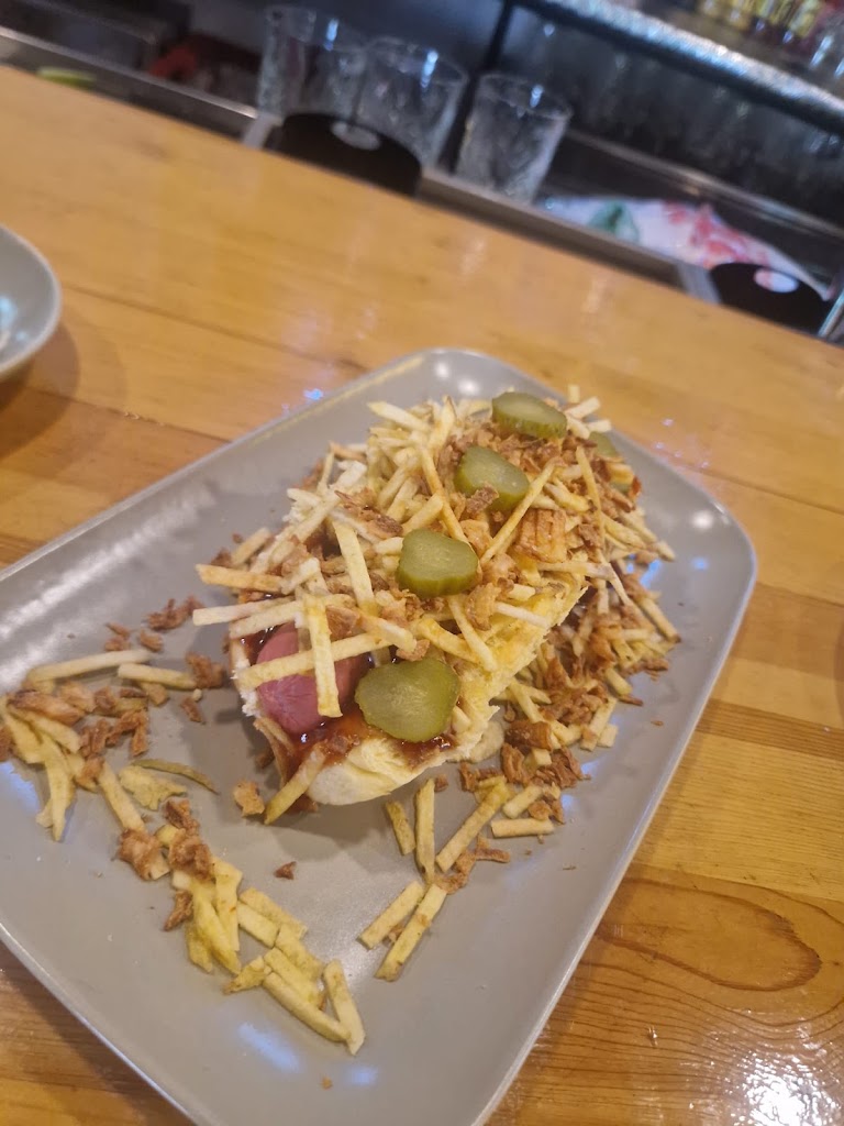 La Menganita — Comida y bebida
