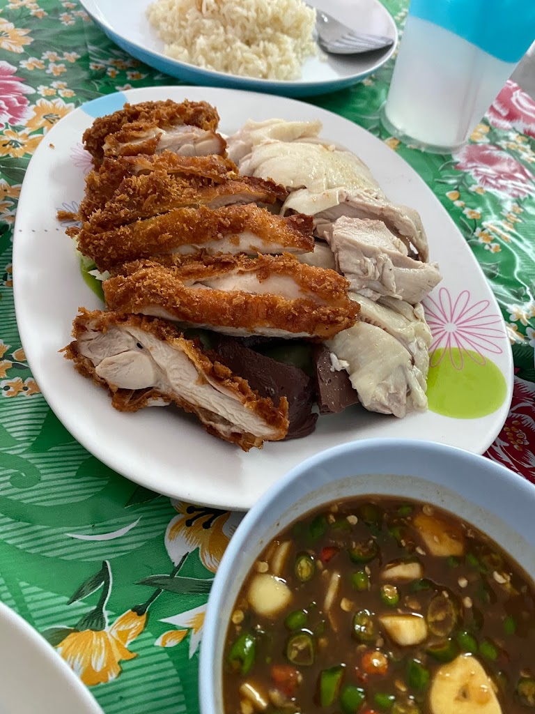 ข้าวมันไก่ตอน สูตรไหหลำ の写真