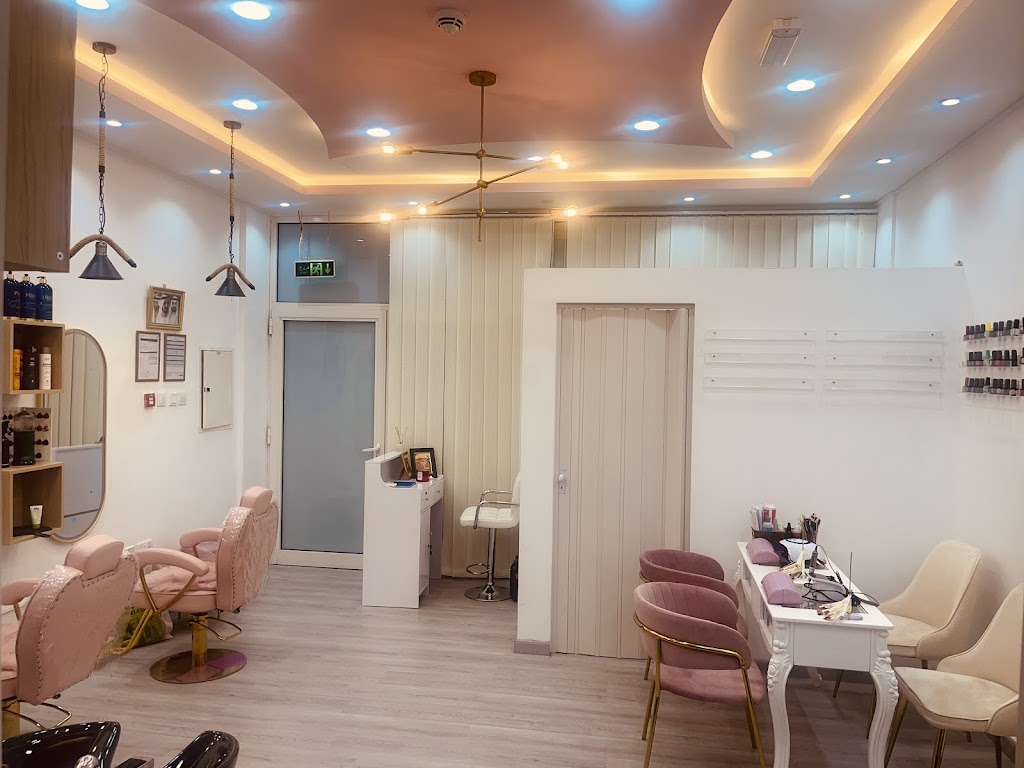 Lola S Beauty Salon Dubai