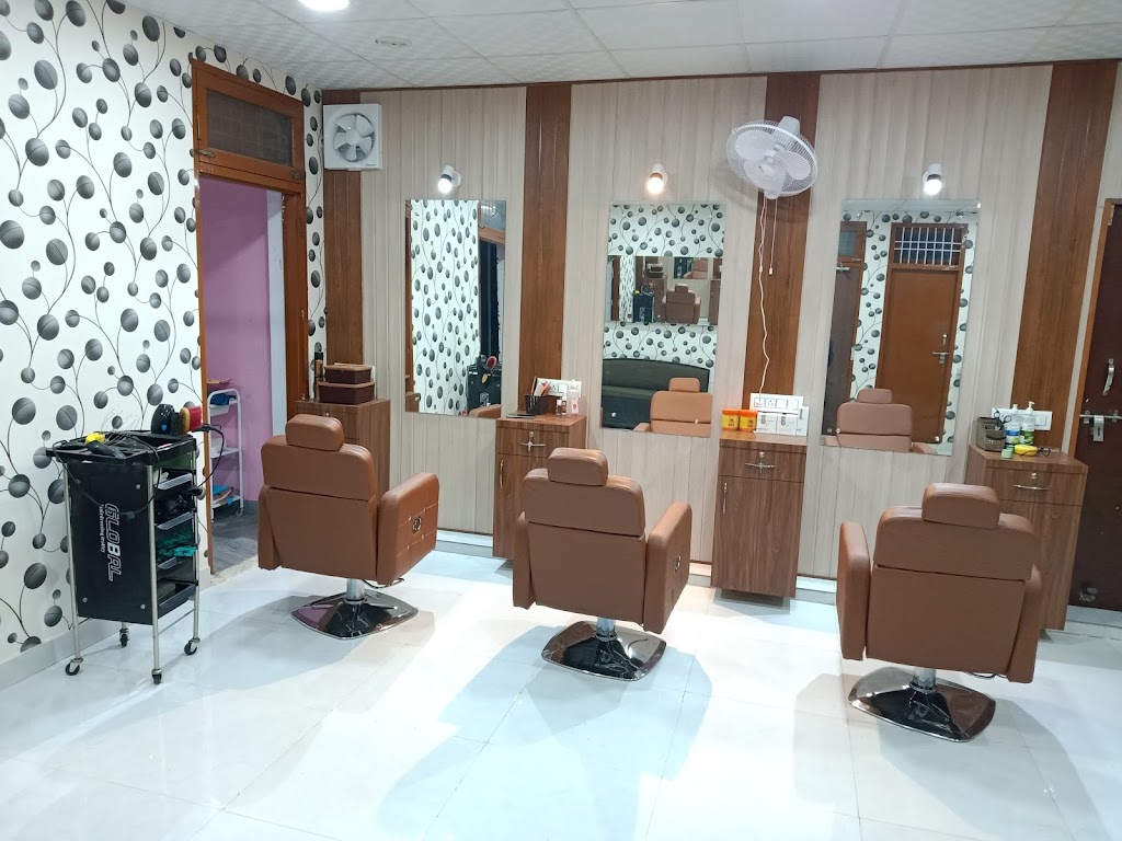 Rani Makeovers And Salon