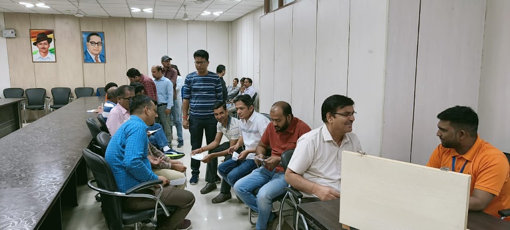 Dr Rishi Eye Institute