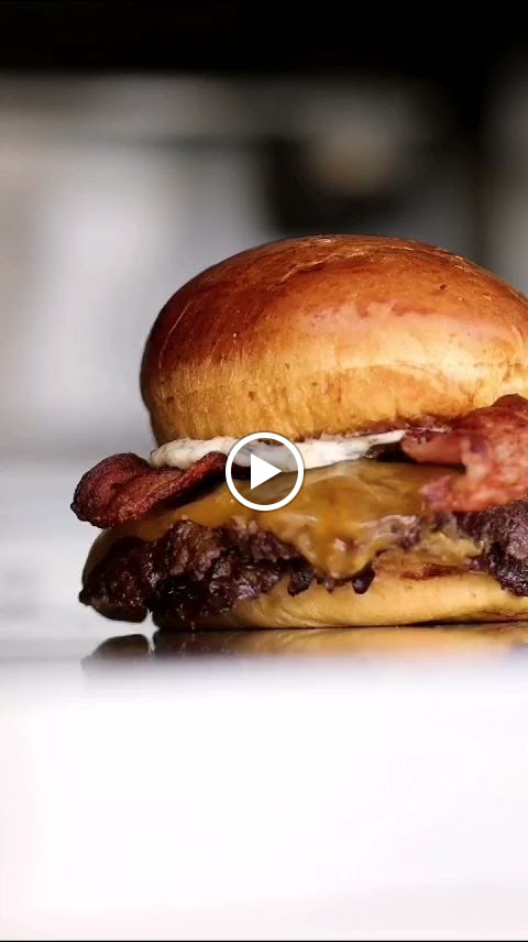 Unica Burger Cartagena — Comida y bebida