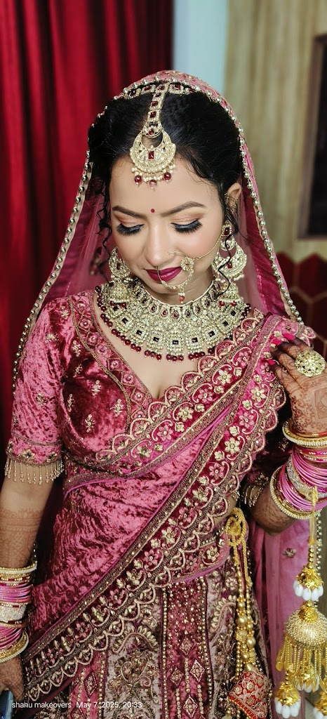 Shanu Makeovers And Makeup Studio