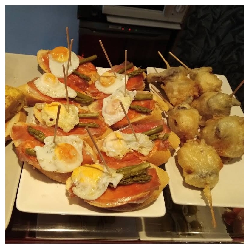 Toril No 5 Cafe Bar — Pincho