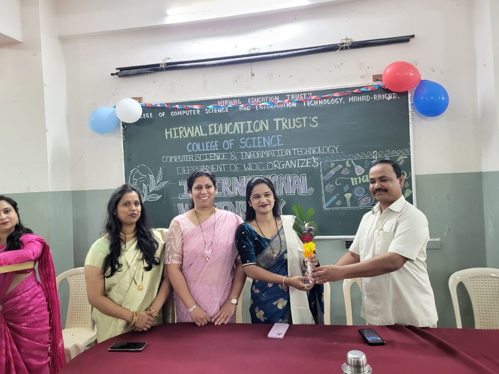 Monik S Salon Academy