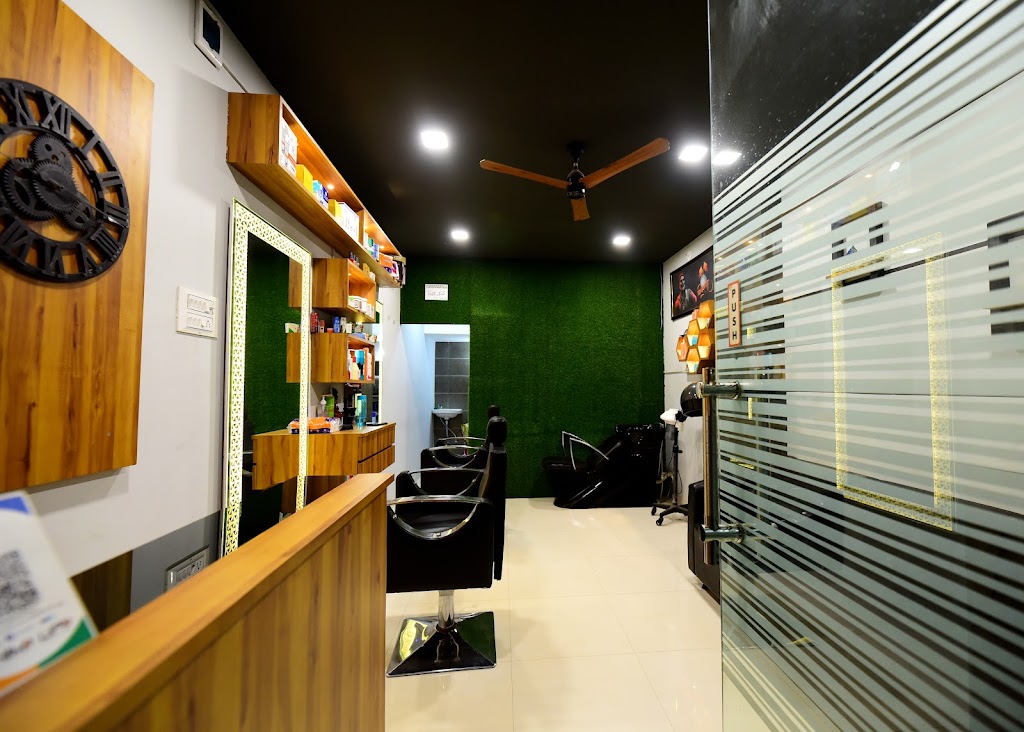 Crafting Kreations Salon