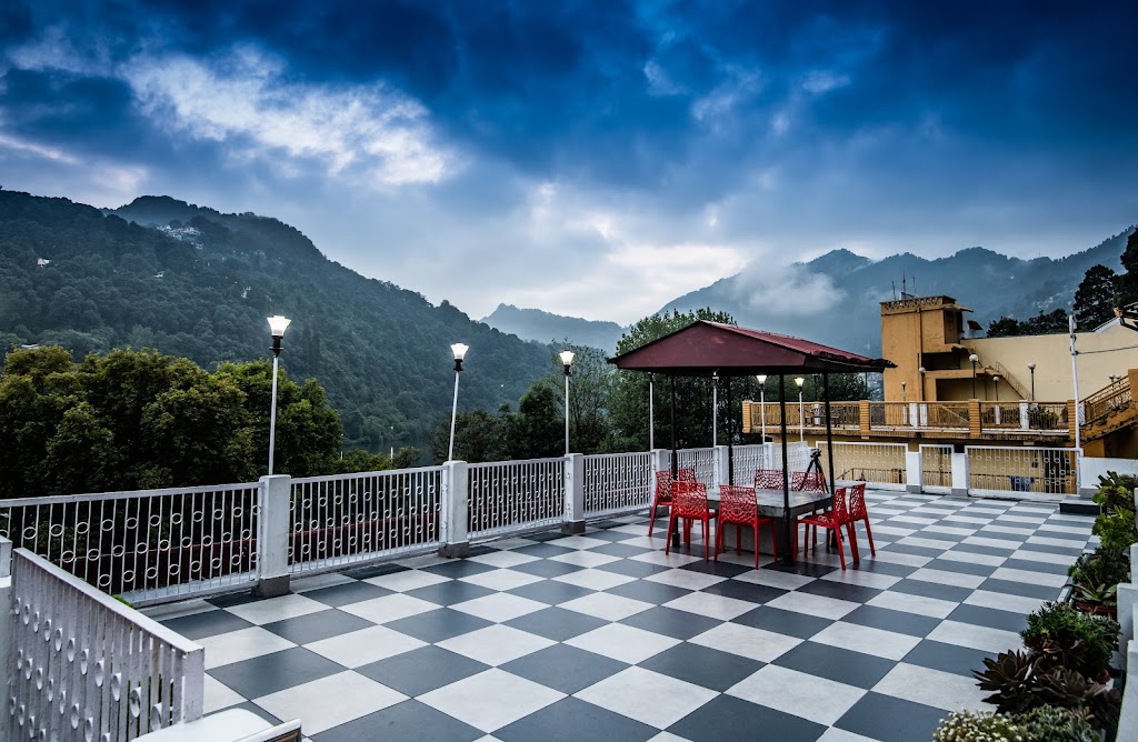 India Hotel Mall Road Nainital Lake View