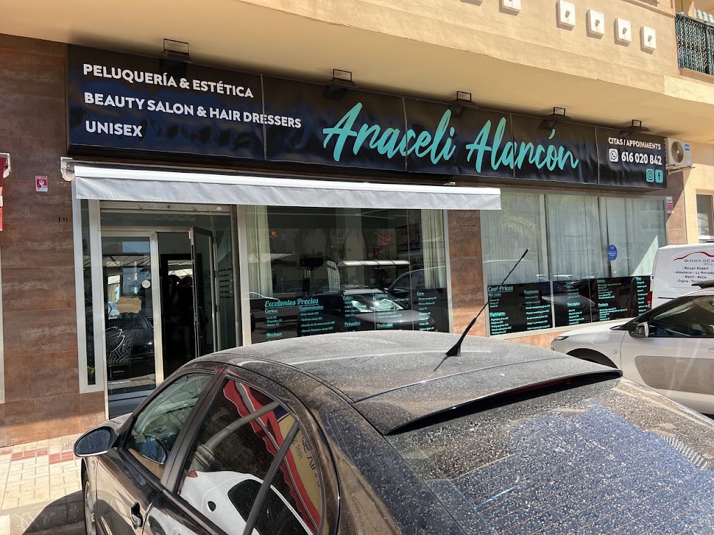 Araceli Alarcon — Exterior