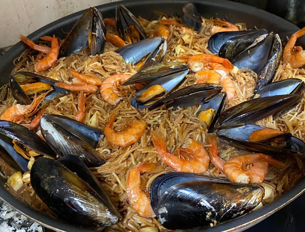 Cafe NICOLLE — Comida y bebida