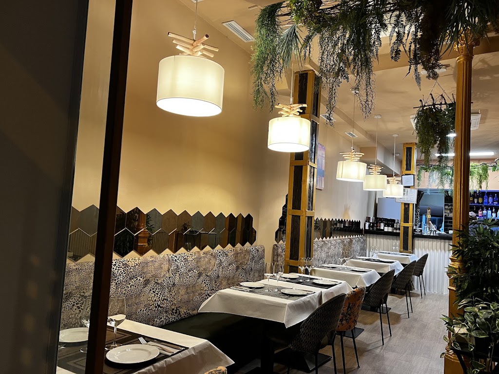 Curry Station — Ambiente