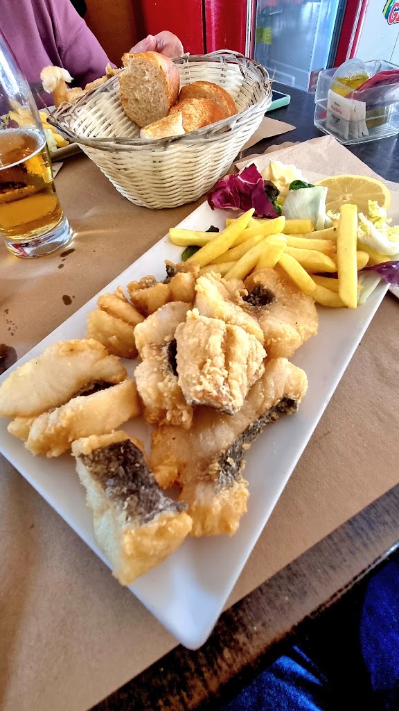 Bar la Salud — Comida y bebida