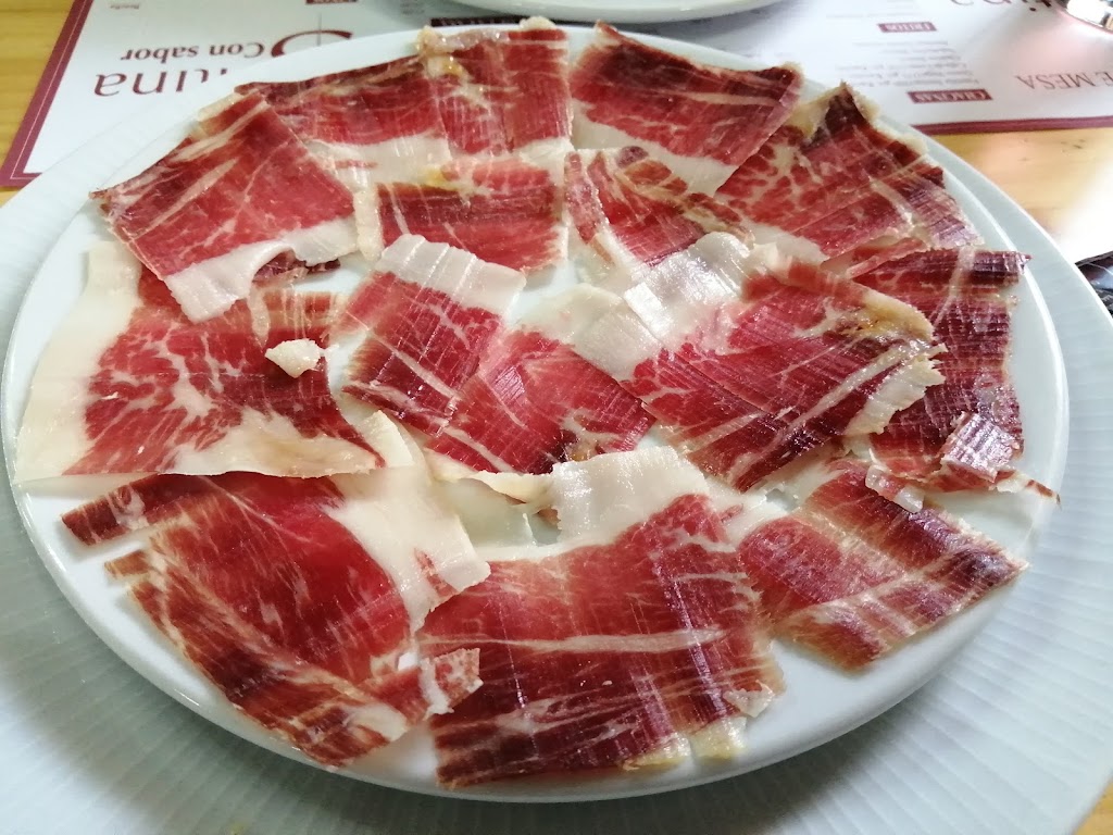 Bodega Santina — Jamon