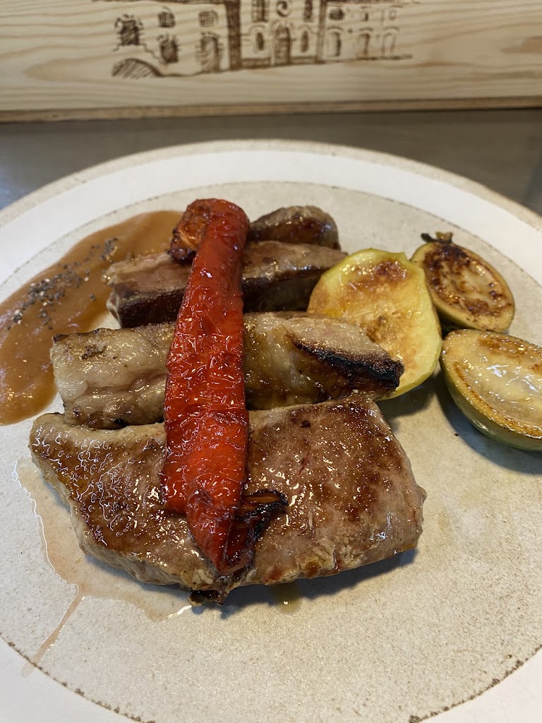 Restaurante Rio Tinto A Granxa — Comida y bebida