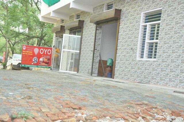 Hotel O Jatin Hotel And Restaurant