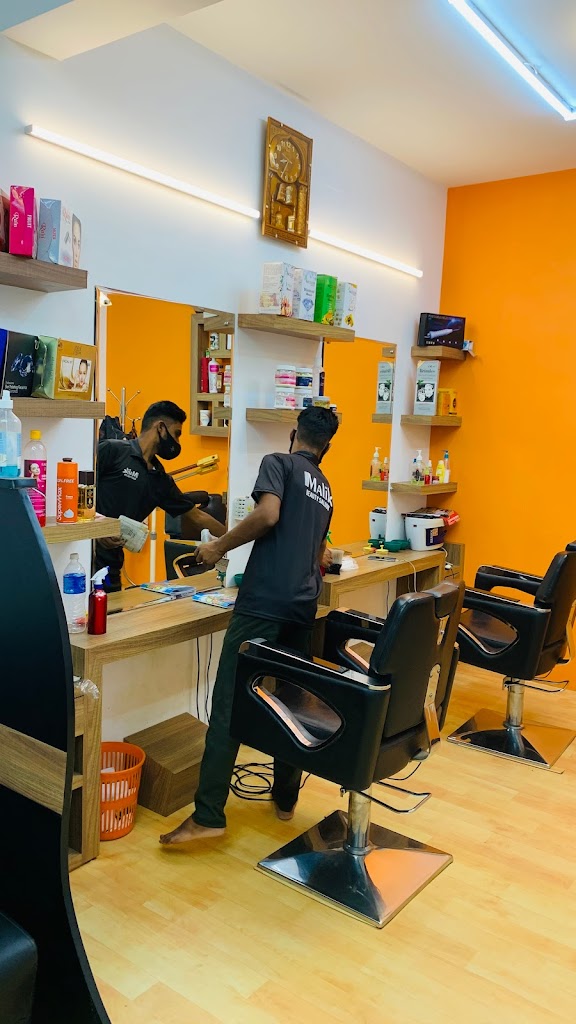 Malik Beauty Salon