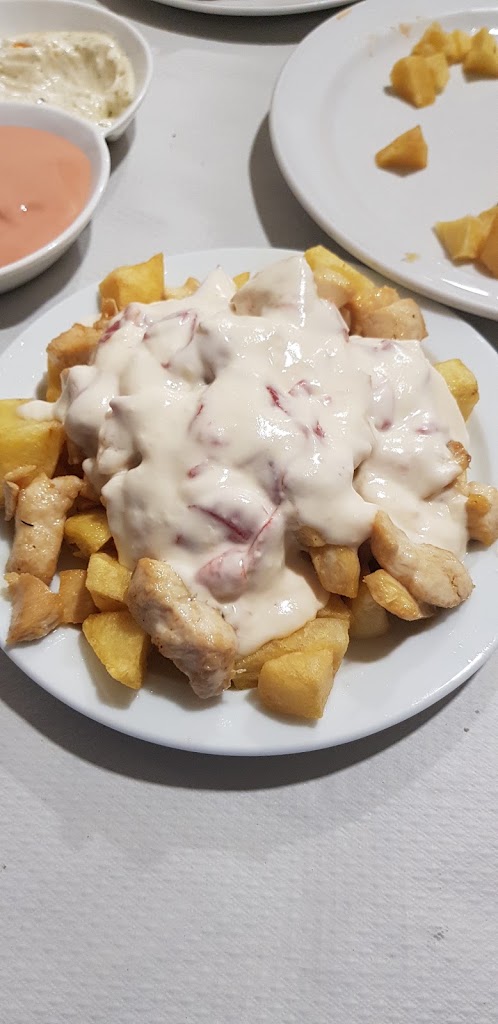 Bar El Trilli — Patatas bravas