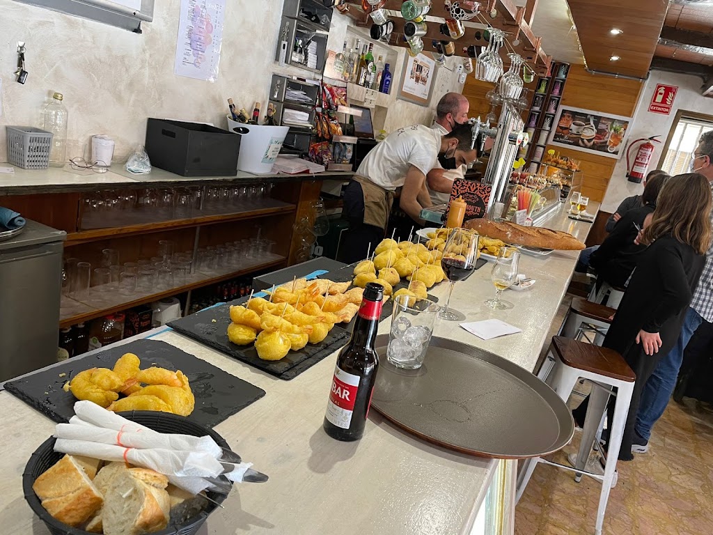 Casa Ariza - Utebo — Comida y bebida