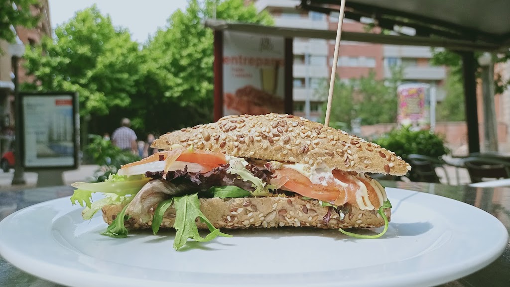 Bar Placa — Comida y bebida