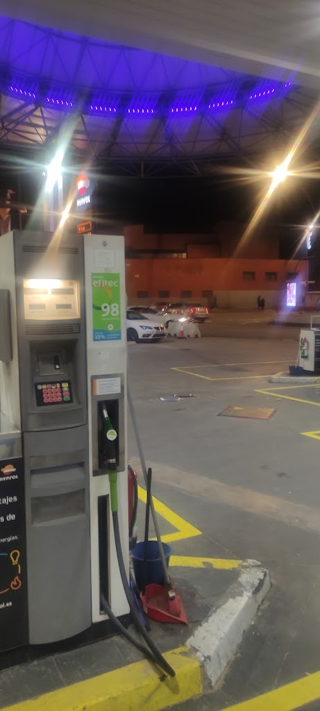Estacion de Servicio Repsol — Estacion de servicio