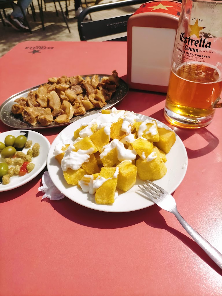 Bar Lepanto — Comida y bebida