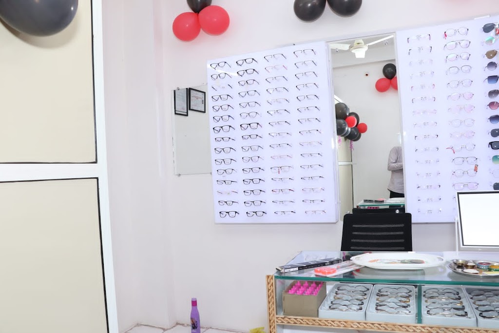 Netra Drushti Opticals And Contact Lense Clinic