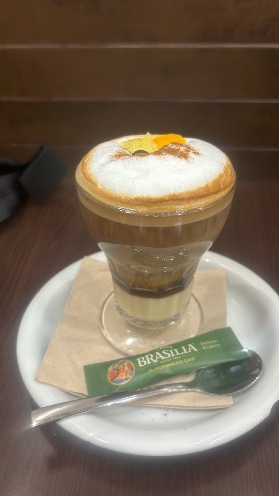 Cafeteria Panaderia Sanchez Artesanos — Cafe