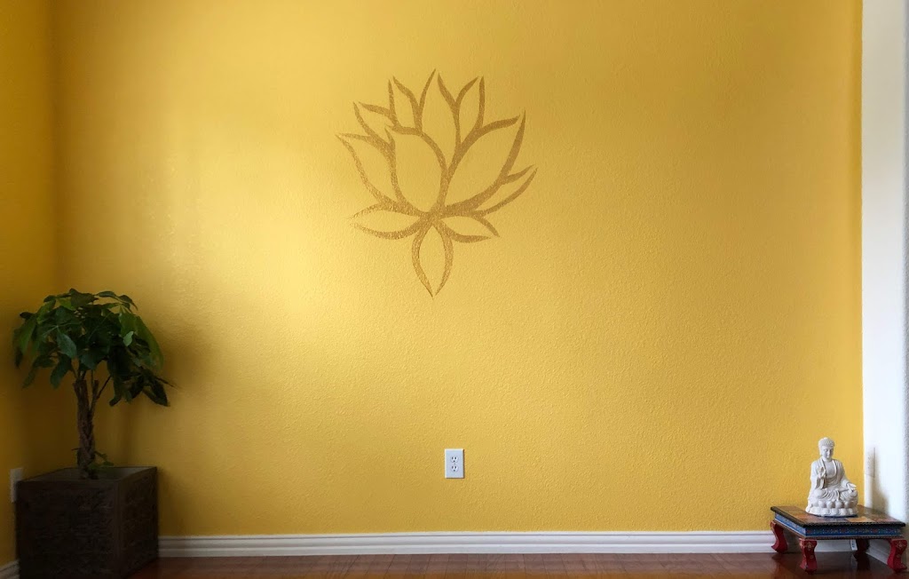  Om Yoga Arts - Mindfulness For Women