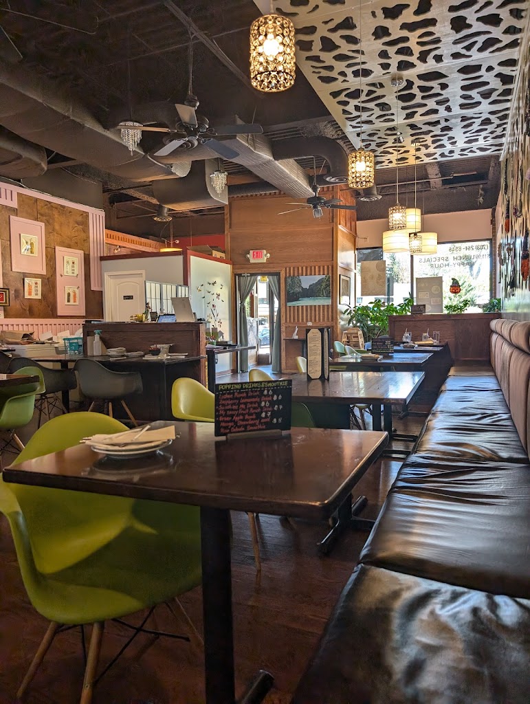 Khao Hom Thai & Sushi