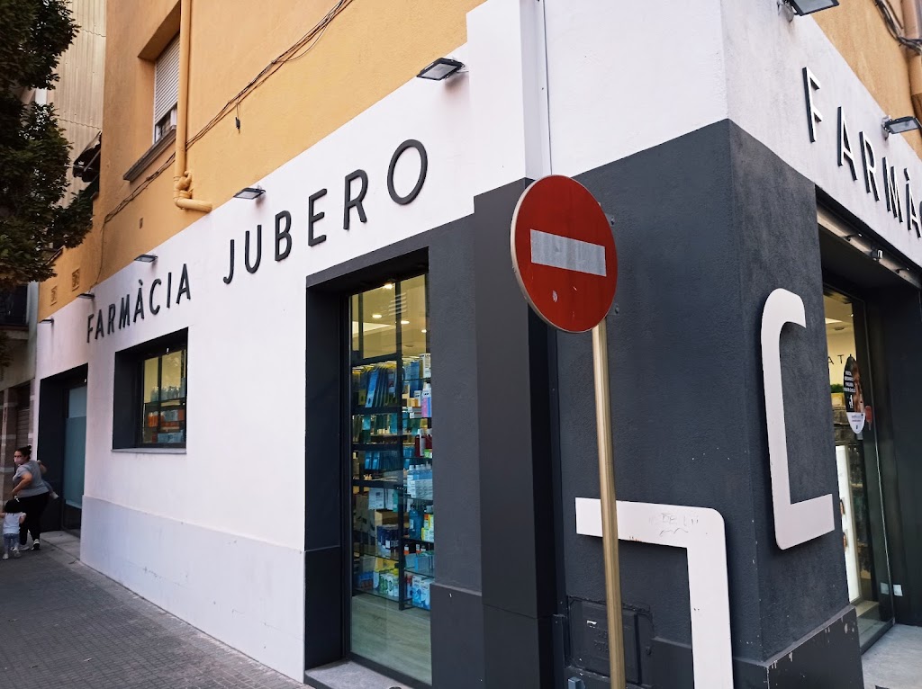 Farmacia Jubero Capdeferro, Anna