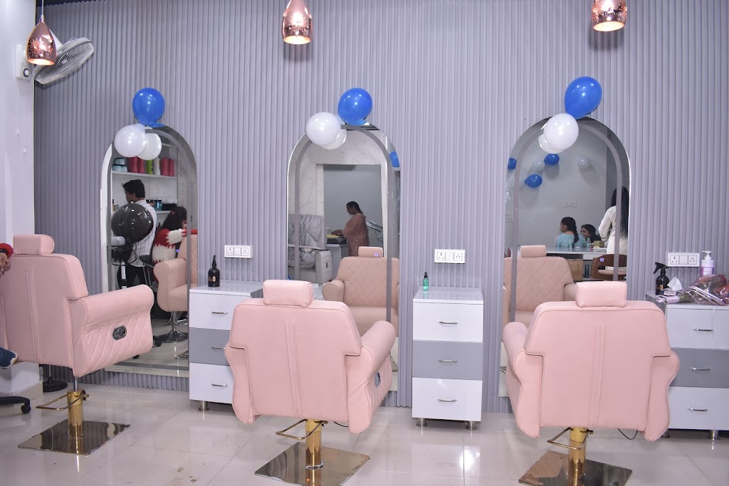 Yes Ma Am Beauty Hub Kashipur