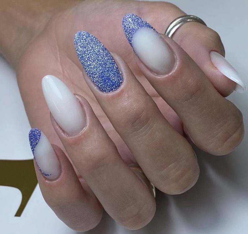 Blumen nail art — Del propietario