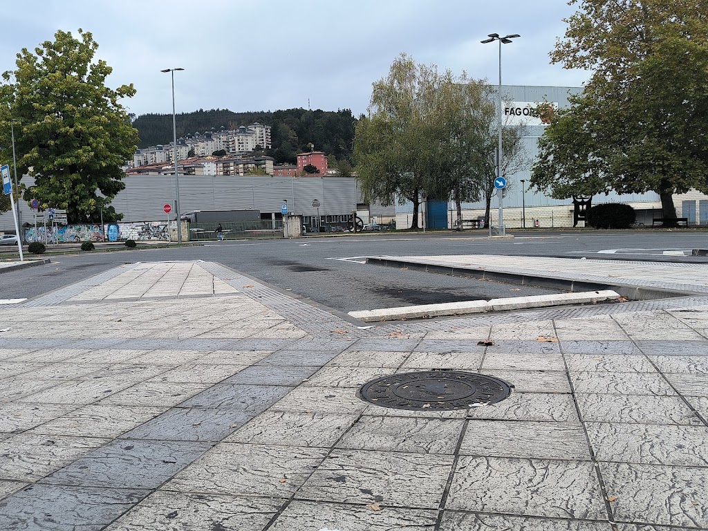 Estacion de Autobuses de Arrasate/Mondragon: Zalduspe Hospitalea