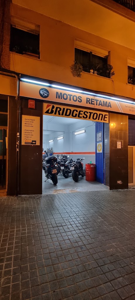 Taller de Motos Retama en badalona — Exterior