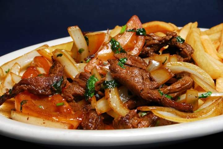 Lomo saltado