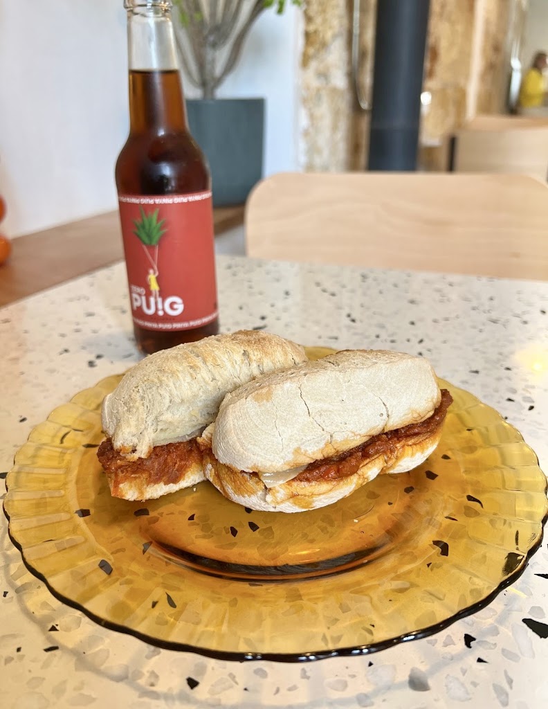 Soma Cafe — Comida y bebida