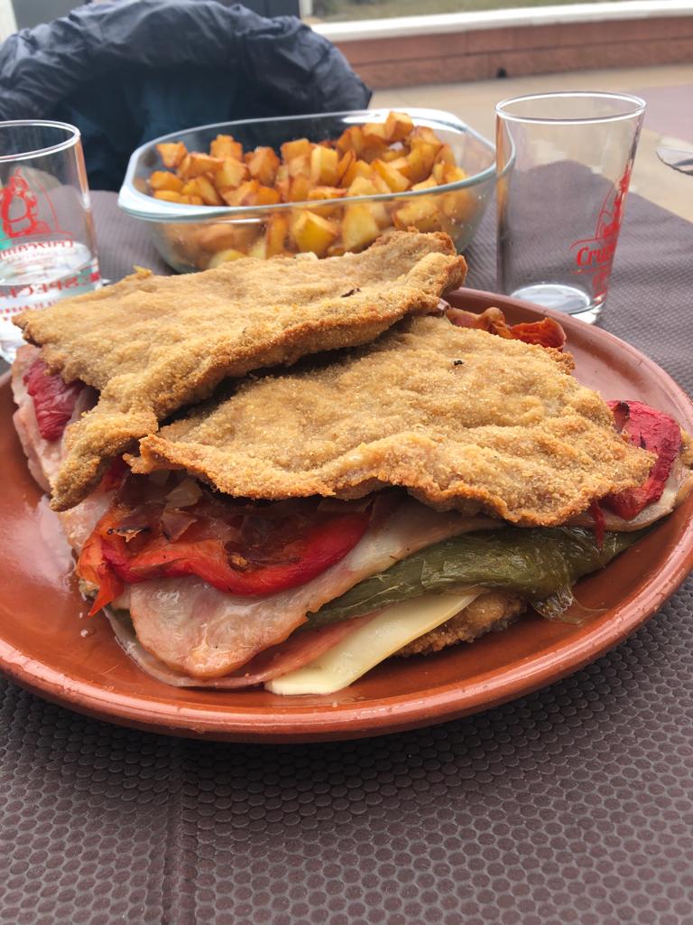 Restaurante El Rincon Del Abuelo — Comida y bebida