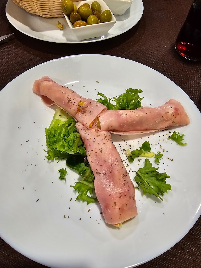 Casino Dels Carreters — Comida y bebida