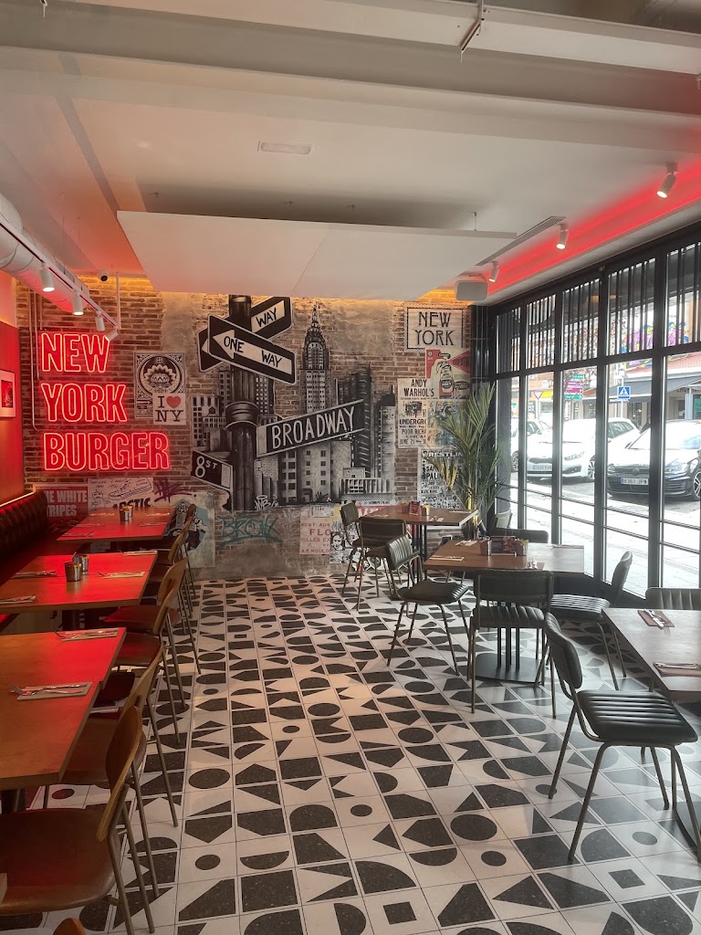 New York Burger, C.C. La Estacion - Pozuelo — Ambiente