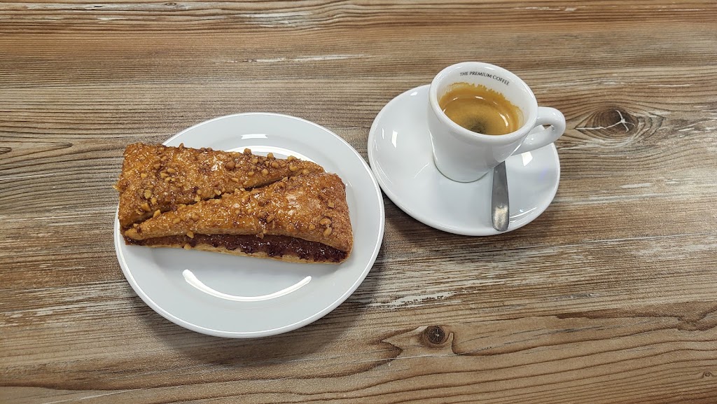 Bohemia Cafe Bar — Comida y bebida